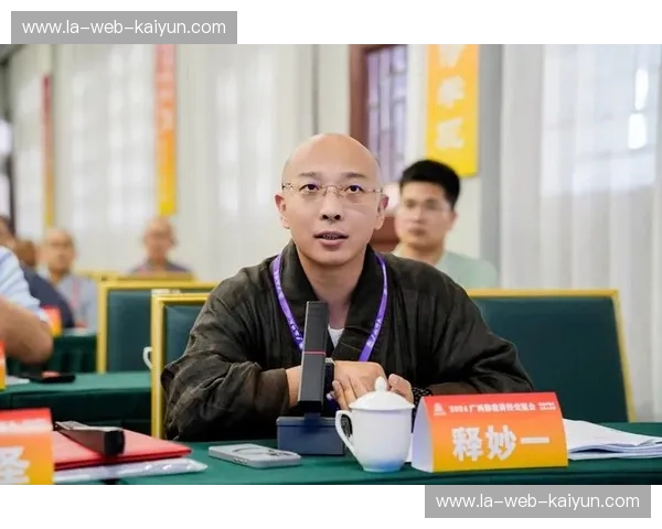 释延觉vs现代格斗：江湖梦碎还是浴火重生？揭秘武林巅峰背后的流量逻辑