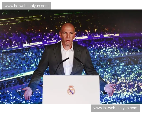 银河战舰的星光之路：皇马与科尔多瓦，一场历史的回响与荣耀的追逐